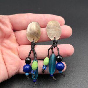 Silver Plated Oval Shell Handmade Unique Dangle Earrings A6332